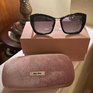Miu Miu sunglasses new